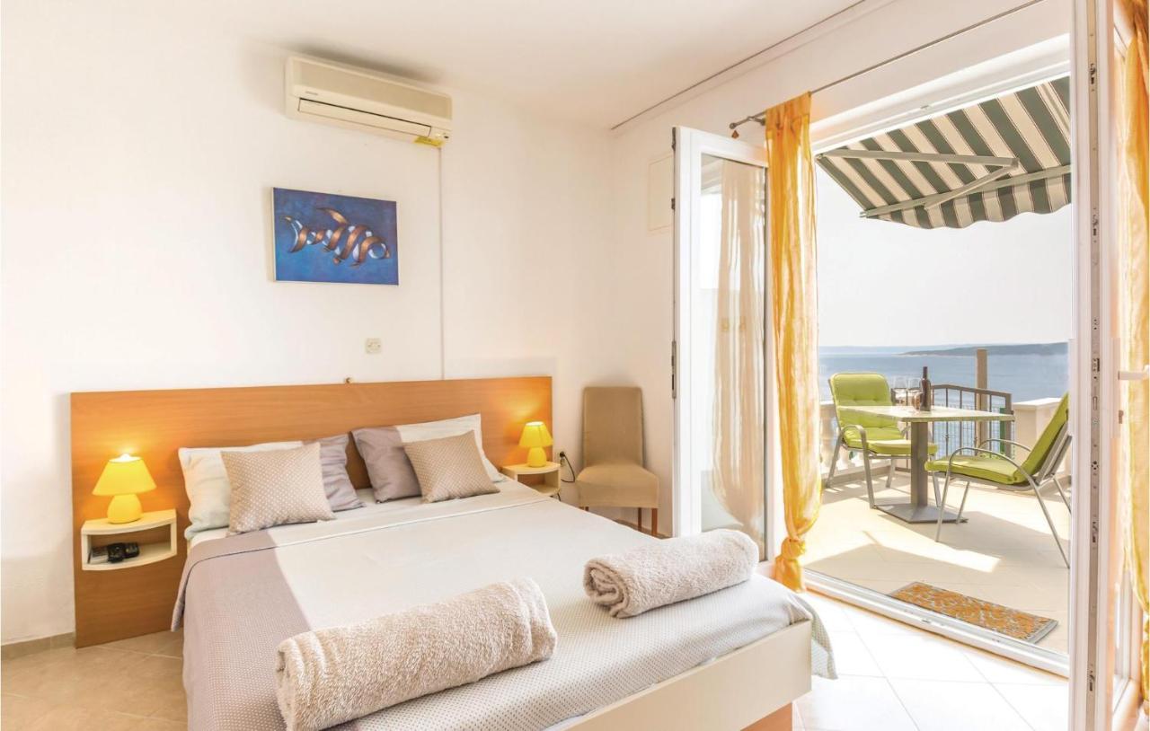 Lovely Apartment In Brela With House Sea View Buitenkant foto